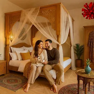 Hidden Gem Antique With Stunning Views , Bucarest Roumanie